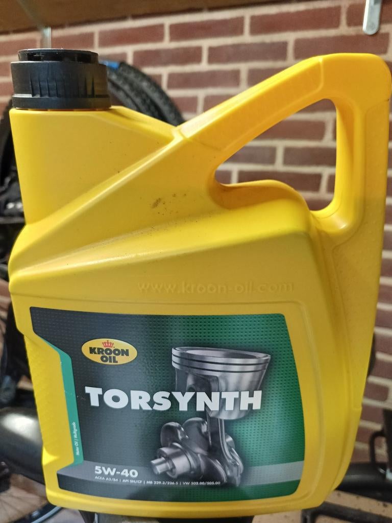 Ongeopende Kroon Oil Torsynth 5W-40 Motorolie, Ophalen of Verzenden, Nieuw, Universele onderdelen