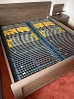 Bedombouw met elektrische lattenbodems en nachtkastjes, Ophalen, Bruin, Tweepersoons, 180 cm