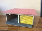 Jumbo houten speelgoed, garage met roldeur jaren 60?, Antiek en Kunst, Antiek | Speelgoed, Ophalen of Verzenden