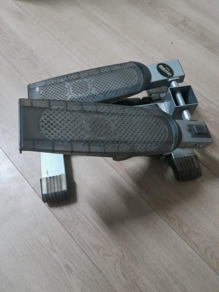 Compacte kuiten trainer / mini stepper, Ophalen, Gebruikt, Benen, Overige typen