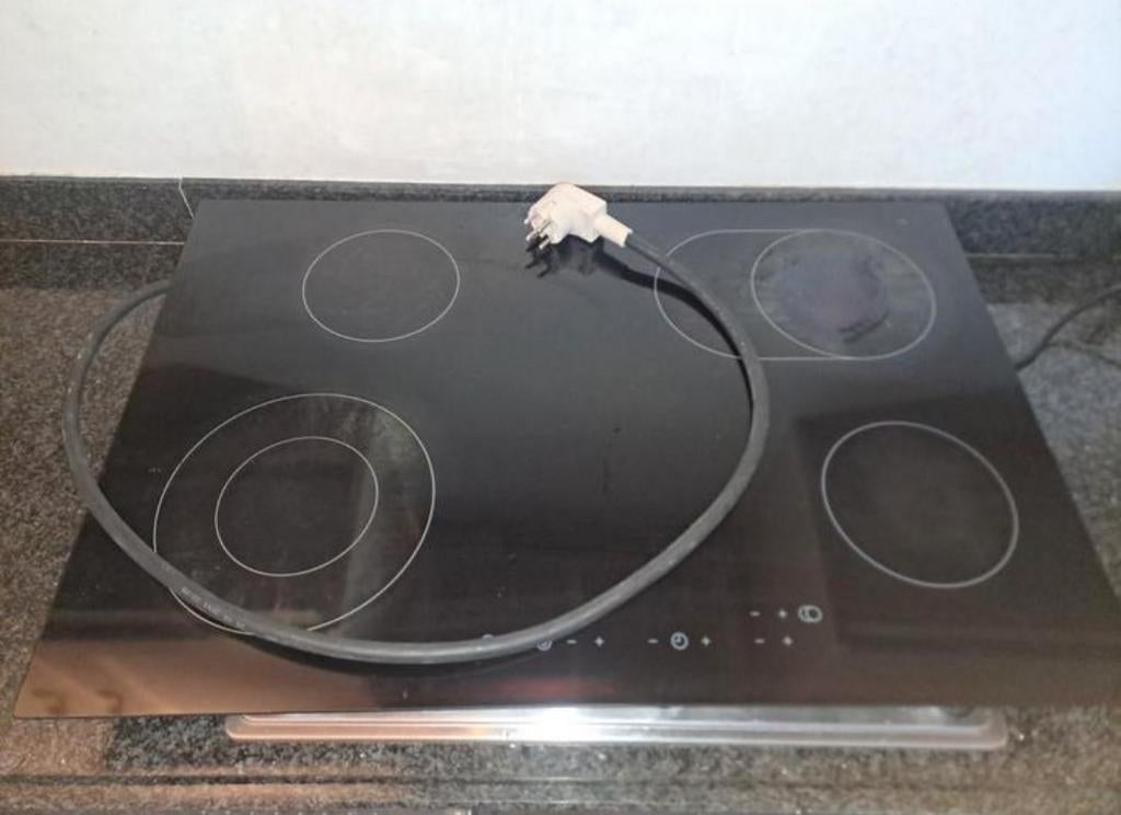 Ikea keramische kookplaat met 4 kookzones, Witgoed en Apparatuur, Kookplaten, Ophalen, Gebruikt, Keramisch, 4 kookzones