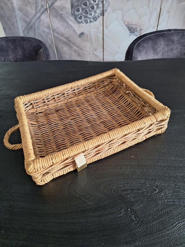 Rivièra Maison ratan dienblad., Huis en Inrichting, Woonaccessoires | Dienbladen, Ophalen of Verzenden, Zo goed als nieuw, Rechthoekig