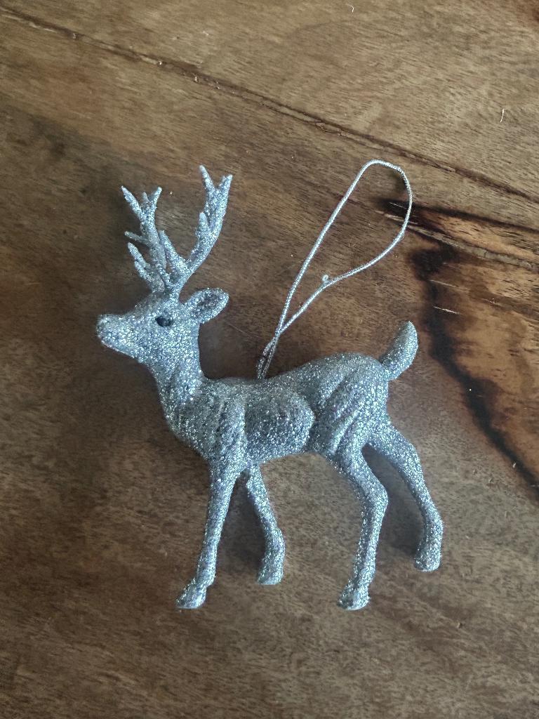 kerst kerstbal hanger zilver glitter ree hert 8,5x12x4,5 cm, Ophalen of Verzenden, Gebruikt