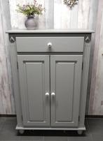 Meidenkast, Ophalen, Met deur(en), 100 tot 150 cm, 50 tot 100 cm