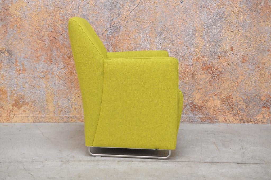 ZGANieuw groengele stoffen Leolux Galathea design fauteuil, Leolux, Leolux, 75 tot 100 cm, Ophalen of Verzenden