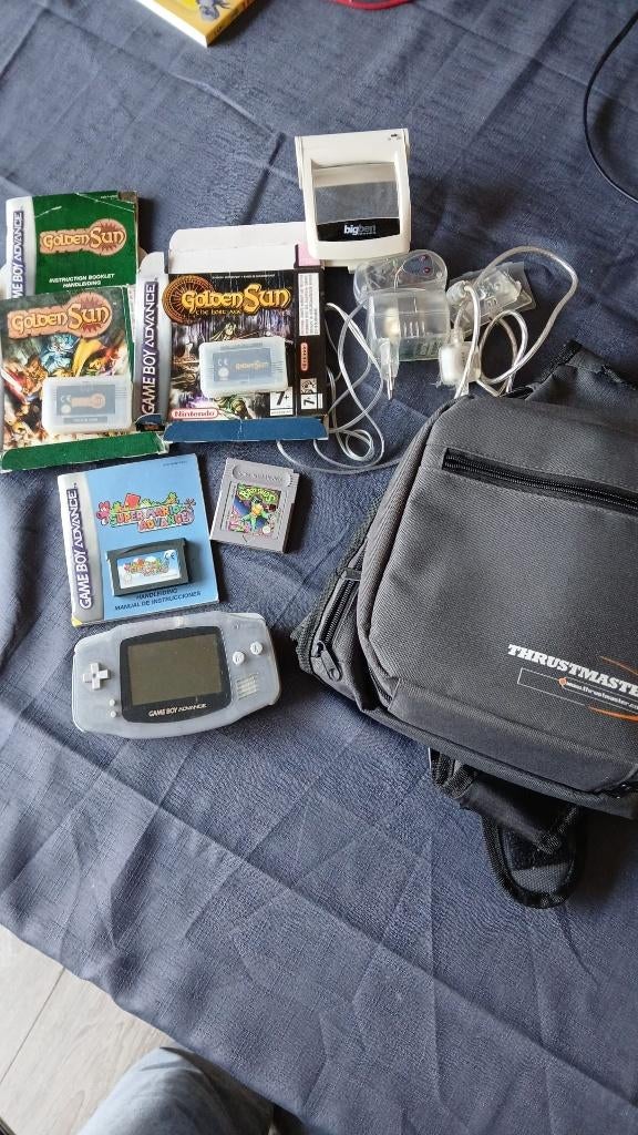 Gameboy Advance met spellen en opbergtas, Spelcomputers en Games, Spelcomputers | Nintendo Game Boy, Ophalen of Verzenden, Gebruikt