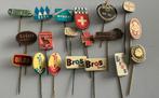 19 Vintage Reclamespeldjes Collectie - Snoep & Drank, Verzamelen, Speldjes, Pins en Buttons, Ophalen of Verzenden, Gebruikt