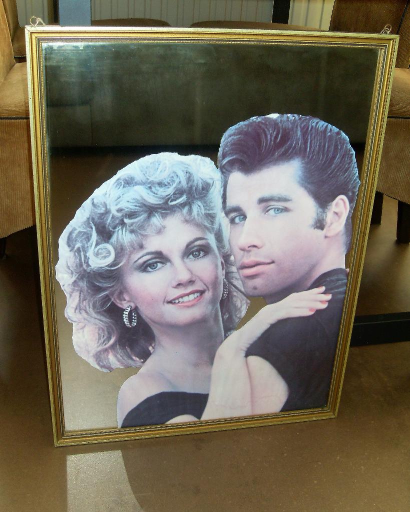 Vintage Grease Spiegel John Travolta en Olivia Newton-John, Verzamelen, Ophalen of Verzenden, Gebruikt, Film, Overige typen