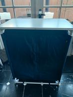 Campingkast in handige tas, Ophalen