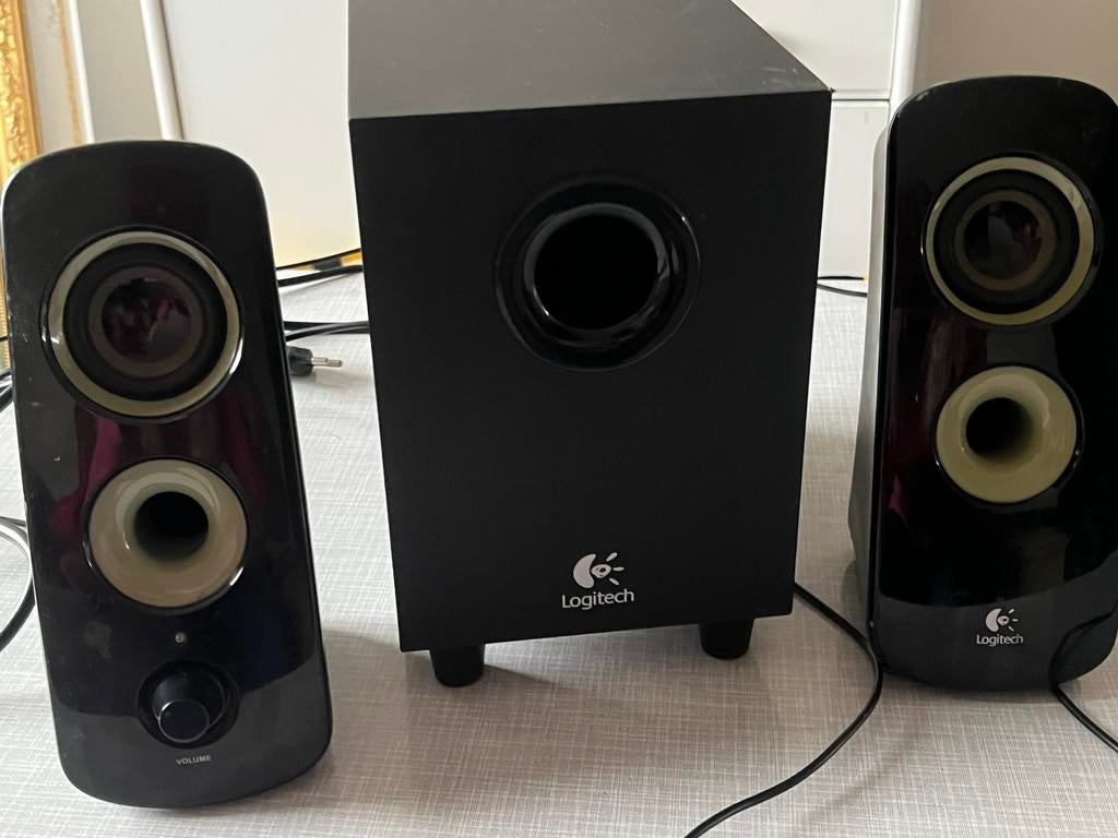 logitech speaker systeem Z323, Computers en Software, Pc speakers, Ophalen of Verzenden, Zo goed als nieuw