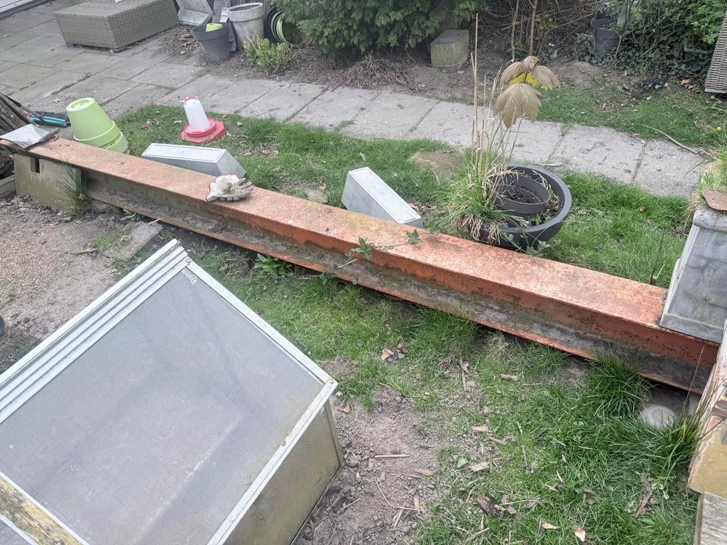 Stalen constructie H balk 4.50 meter, Doe-het-zelf en Verbouw, Metalen, Ophalen of Verzenden, Gebruikt, IJzer