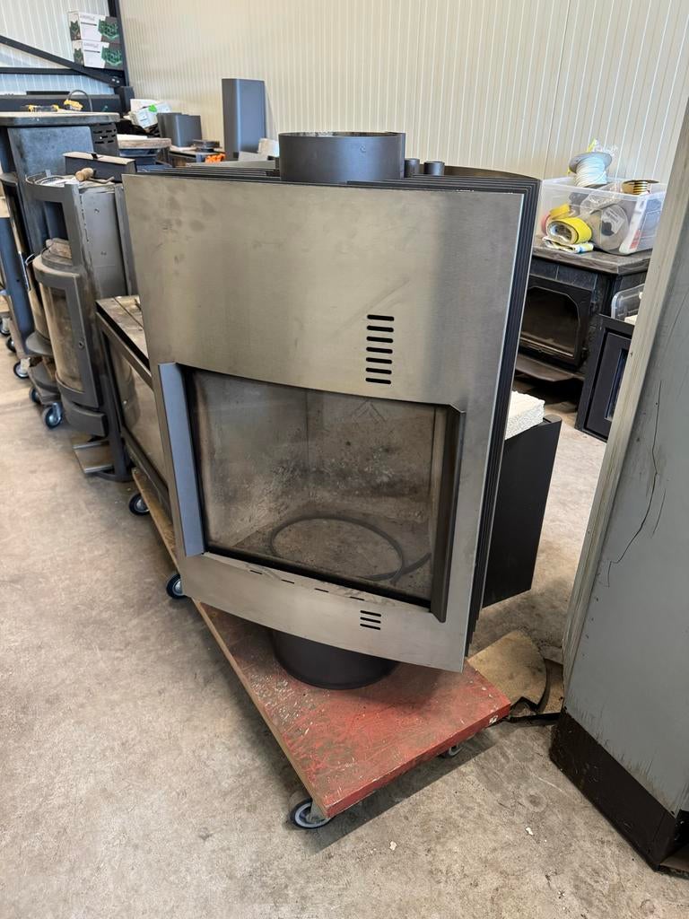 Harrie Leenders Fuga S 360 Graden Draaibare Design Haard, Gebruikt, Houtkachel, Ophalen of Verzenden, Vrijstaand