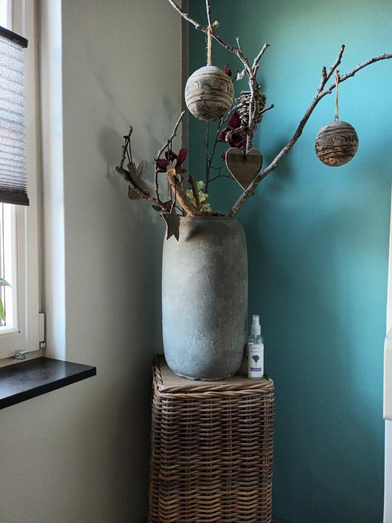 Rotan zuil met luxe pot/vaas en takken met decoratie, Ophalen, Gebruikt, Landelijk, Natuurlijk materiaal