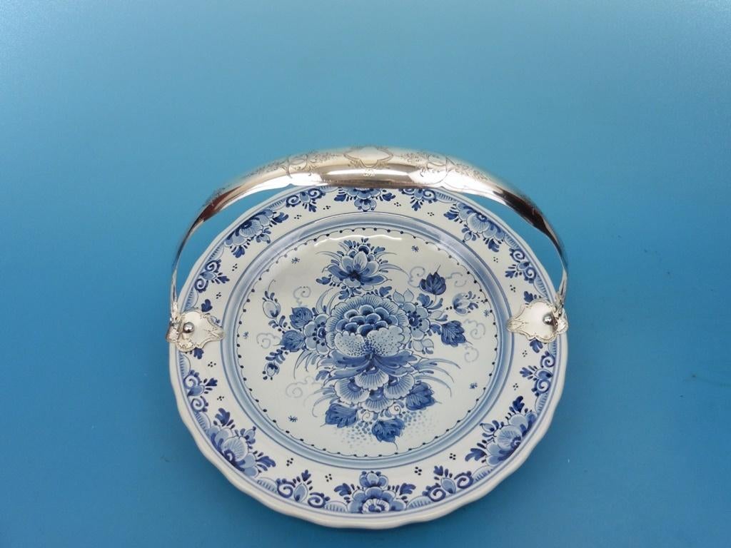 Delfts blauw bord met zilveren handvat, Antiek en Kunst, Ophalen of Verzenden
