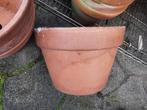 Terracotta pot 30wijd 22hoog Italiaans mooi patina Miekje, Ophalen, ., Rond, .