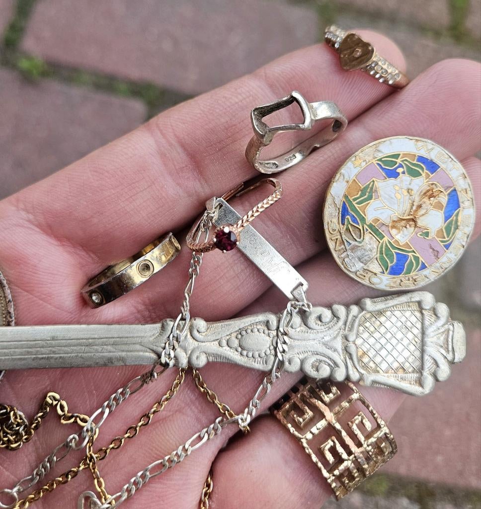Bodemvondsten Prachtig Lot Sieraden Penningen, Verzenden