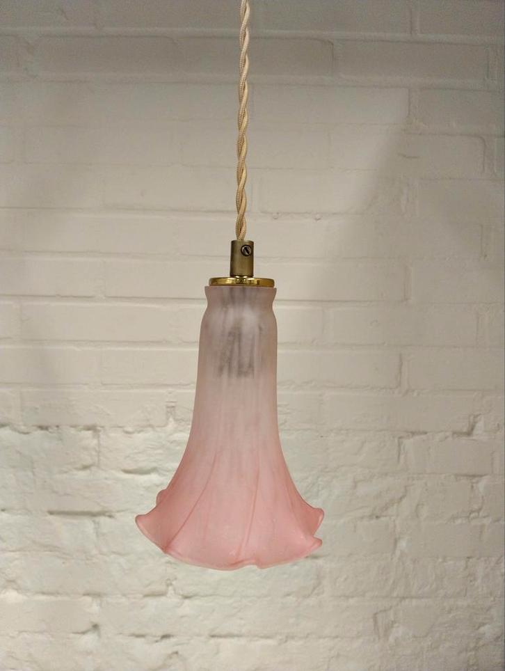 Roze Art Deco Tulp Lampenkap van Glas, Antiek en Kunst, Antiek | Lampen, Ophalen of Verzenden