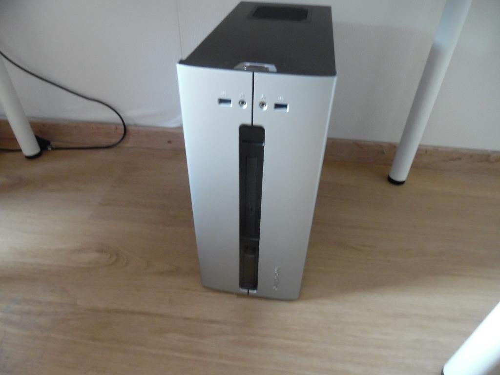 Tka een medion desktop en samsung tv/monitor, Gebruikt, HDD, 2 tot 3 Ghz, Medion