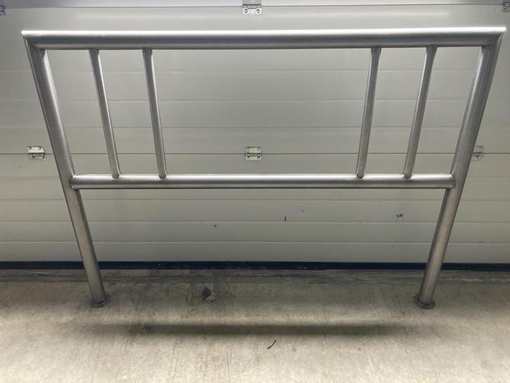 RVS hekwerk 5 delig in nieuw staat., Tuin en Terras, Tuinhekken en Hekwerk, Zo goed als nieuw, Overige typen, IJzer, Ophalen