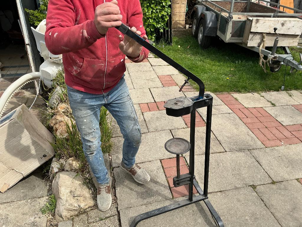 Professioneel Apparaat om kurken op wijnflessen te drukken, Verzamelen, Wijnen, Ophalen, Gebruikt, Overige gebieden, Overige typen