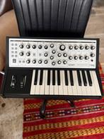 Moog Sub Phatty met tas - Analoge Synthesizer, Muziek en Instrumenten, Synthesizers, Overige merken, Zo goed als nieuw, Met koffer of flightcase