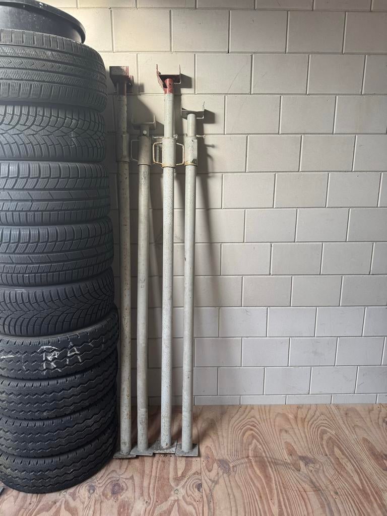 Stut stempels 4 stuks, Doe-het-zelf en Verbouw, Ophalen, Gebruikt, Overige typen, 2 tot 5 meter