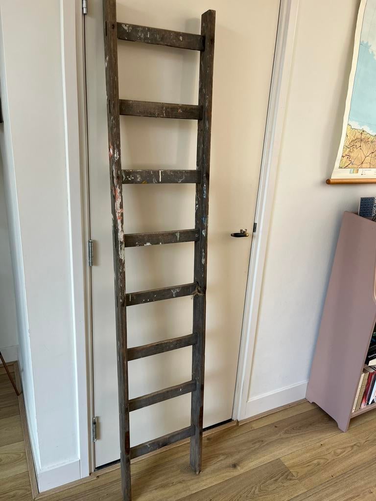 Vintage antieke schildersladder, Ophalen