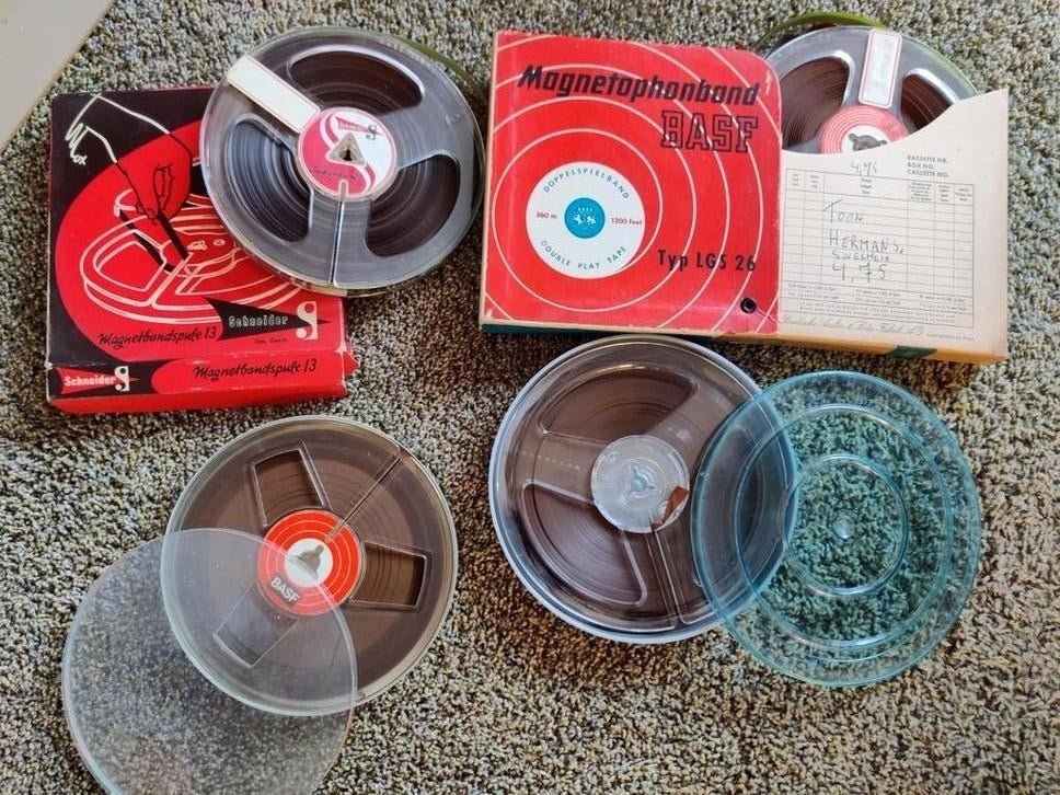 4 x 13 cm spoelen voor de bandrecorder, Audio, Tv en Foto, Bandrecorders, Ophalen of Verzenden, Onderdeel, Met banden