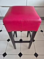 Rode barkruk met zithoogte 80 cm, Met voetsteun, 60 tot 90 cm, Ophalen of Verzenden, Zo goed als nieuw