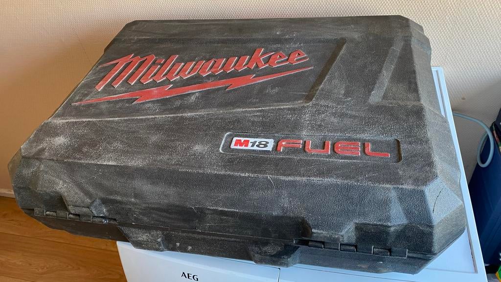 Milwaukee slijptol, Ophalen of Verzenden, Gebruikt, 1000 watt of meer, Haakse handslijpmachine