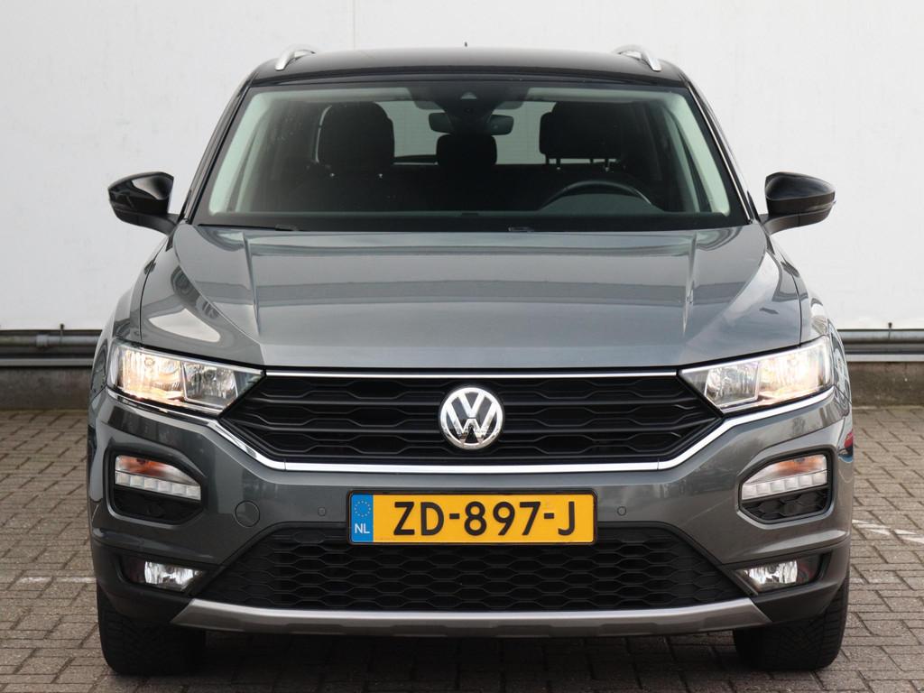 Volkswagen T-Roc 1.0 TSI Style | Trekhaak | Parkeersensoren, Voorwielaandrijving, Stof, Gebruikt, 116 pk
