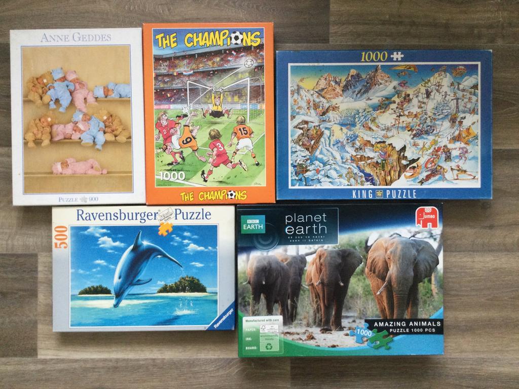 The Champions ️ voetbal puzzel 1000stukjes, Ophalen of Verzenden, 500 t/m 1500 stukjes, Gebruikt, Legpuzzel