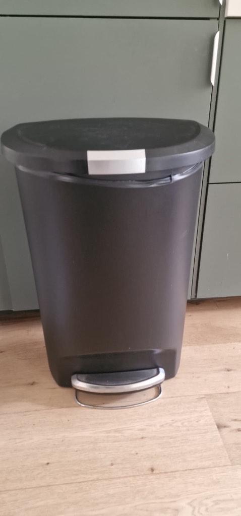 Simplehuman trash bin with safety lock, Ophalen, Kunststof, Met pedaal, 50 tot 75 cm