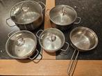 Pannenset onbekend welk merk, Huis en Inrichting, Keuken | Potten en Pannen, Ophalen of Verzenden, Gebruikt, Rvs, Pannenset