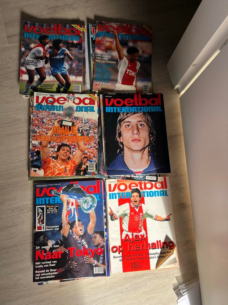 Voetbal International magazines - Jaren '80 en '90, Ophalen of Verzenden, Gelezen, Overige typen