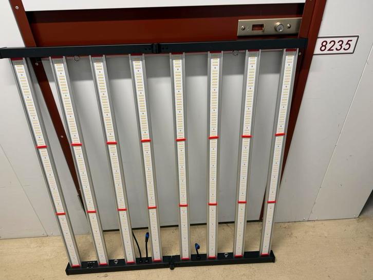 Kweeklamp, Tuin en Terras, Kweekspullen, Nieuw, Kweeklamp, Ophalen of Verzenden