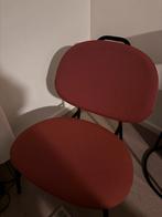 Moderne fauteuil - Rood stof met zwart metalen fra, Huis en Inrichting, Stoelen, Ophalen, Zo goed als nieuw, Rood, Eén