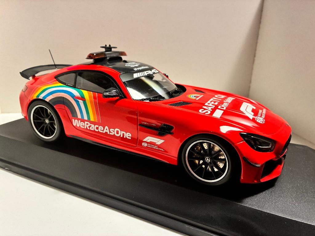 Mercedes GTR AMG Safety Car F1 2020  1/18 Minichamps, Ophalen of Verzenden, Nieuw, Auto, MiniChamps