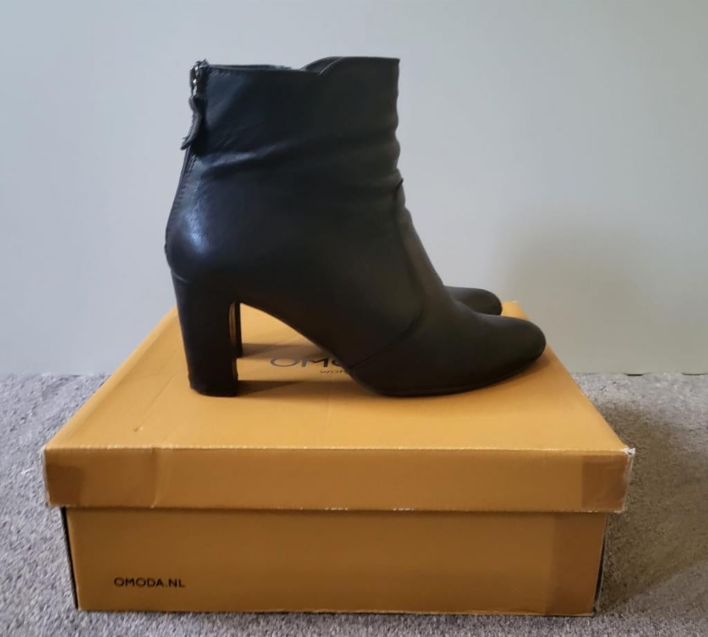 Zwart leren enkellaarsjes Omoda 41, Kleding | Dames, O'moda, Zwart, Lage of Enkellaarzen, Ophalen of Verzenden