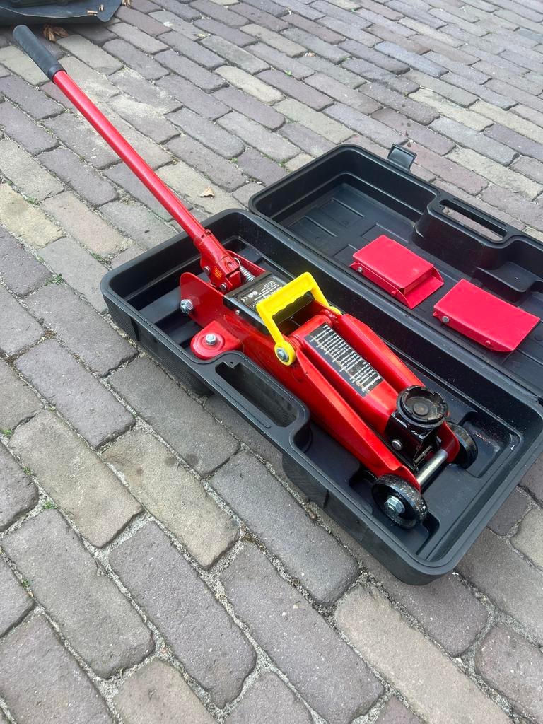 Auto garage hydraulische krik MOVECARE, Ophalen of Verzenden, Zo goed als nieuw, Hydraulisch, Garagekrik