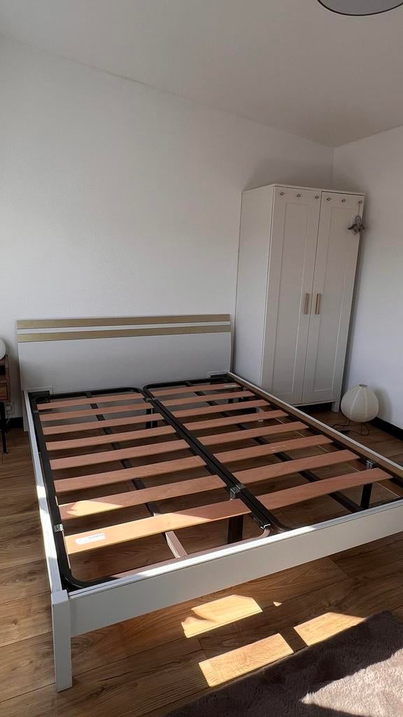 Tweepersoonsbed 160x200 – wit met gouden details – €50, Ophalen, Gebruikt, Wit, Tweepersoons