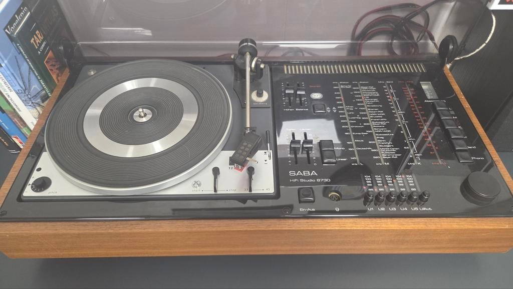 Saba platenspeler met radio. HiFi Studio 8730, Audio, Tv en Foto, Platenspelers, Ophalen, Niet werkend, Platenspeler, Overige merken
