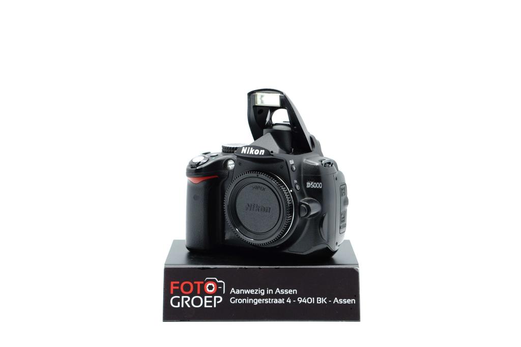 Nikon D5000 body €95 (occasion - Assen), Audio, Tv en Foto, Fotocamera's Digitaal, Foto-Groep, Gebruikt, Luttekepoortstraat 26 3841 AX Harderwijk
