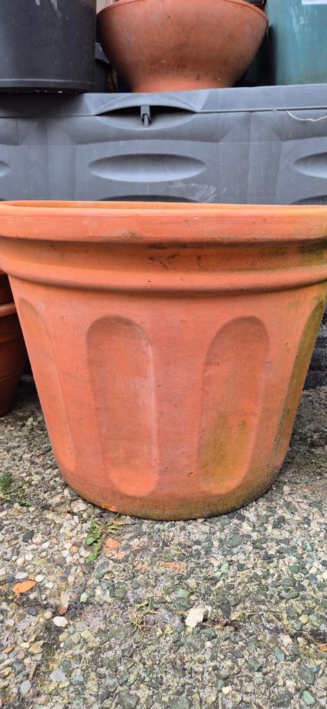 Grote terracotta pot, Tuin en Terras, Ophalen, Rond, Steen