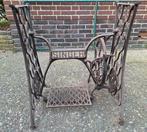 Singer Gietijzeren onderstel naaimachine, Antiek en Kunst, Antiek | Naaimachines, Ophalen of Verzenden