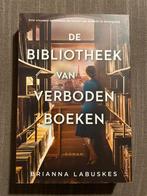 Brianna Labuskes - De bibliotheek van verboden boeken, Ophalen of Verzenden, Zo goed als nieuw, Brianna Labuskes