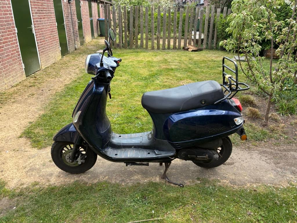 Riva scooter blauw kenteken loopt 50, Ophalen, Gebruikt, Benzine, Overige merken