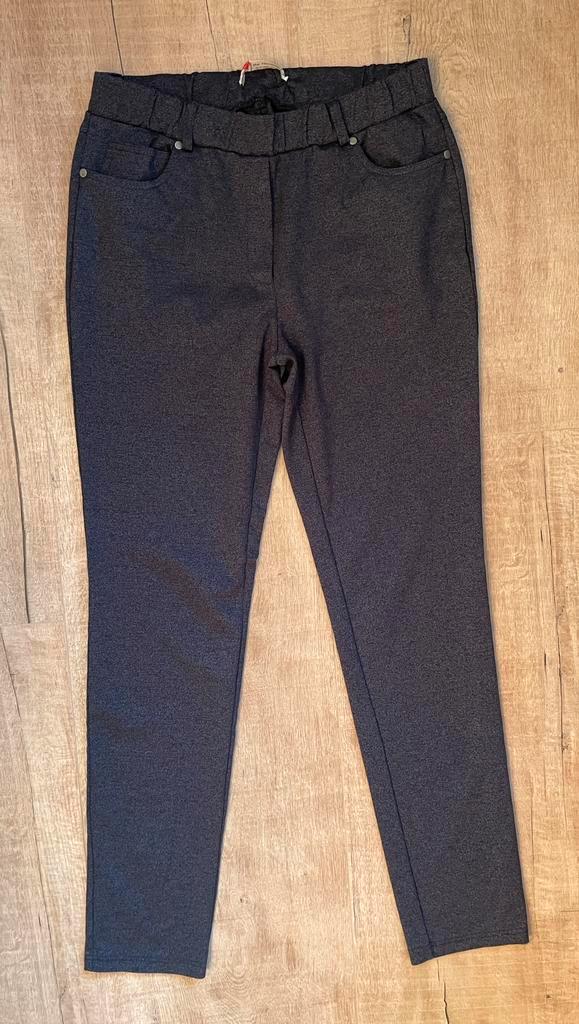 Broek Rene Freres, Kleding | Dames, Broeken en Pantalons, Zo goed als nieuw, Maat 42/44 (L), Blauw, Lang, Ophalen of Verzenden