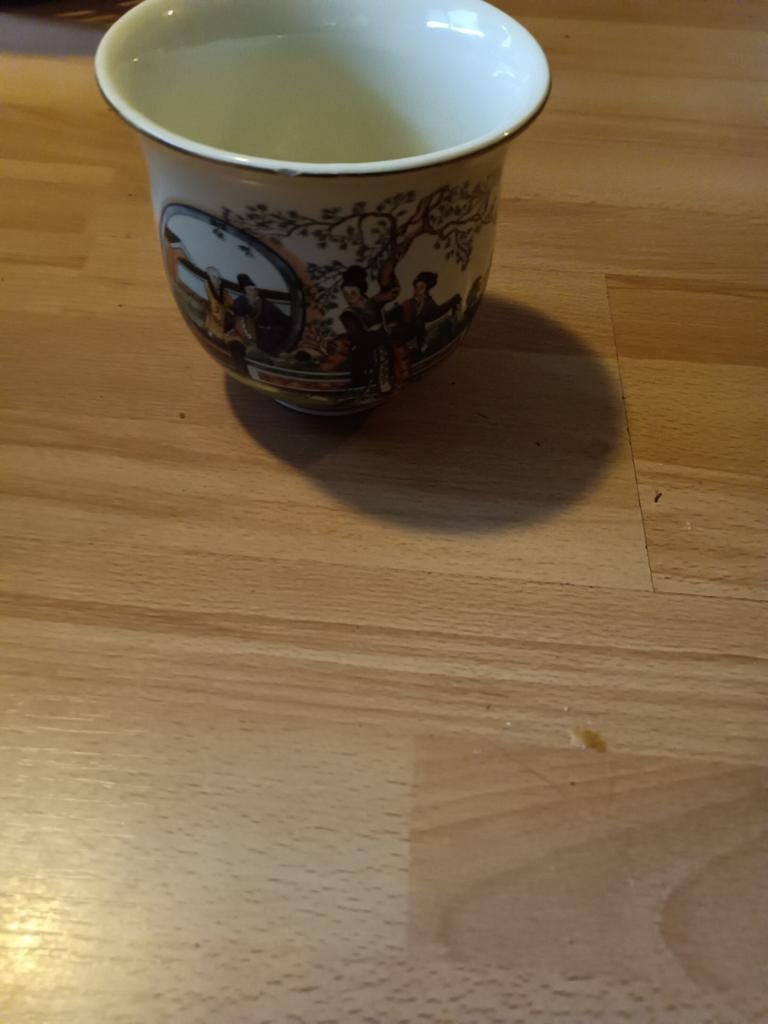 Decoratieve pot met Oosterse afbeeldingen - 14 cm, Ophalen