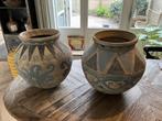 2 Unieke Waterkruiken/Vazen afkomstig uit India, Tuin en Terras, Tuinvazen, Ophalen of Verzenden, Gebruikt